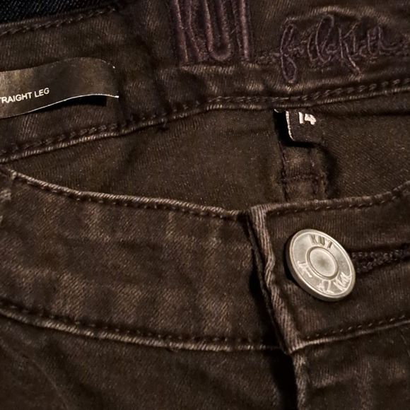 Kut from the Kloth Sage Straight Jeans - Picture 4 of 8
